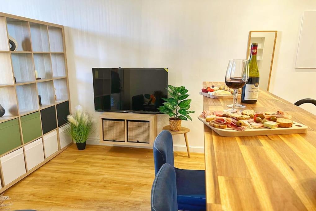 Agreable Studio Refait A Neuf, Centre Historique Avignon Bagian luar foto