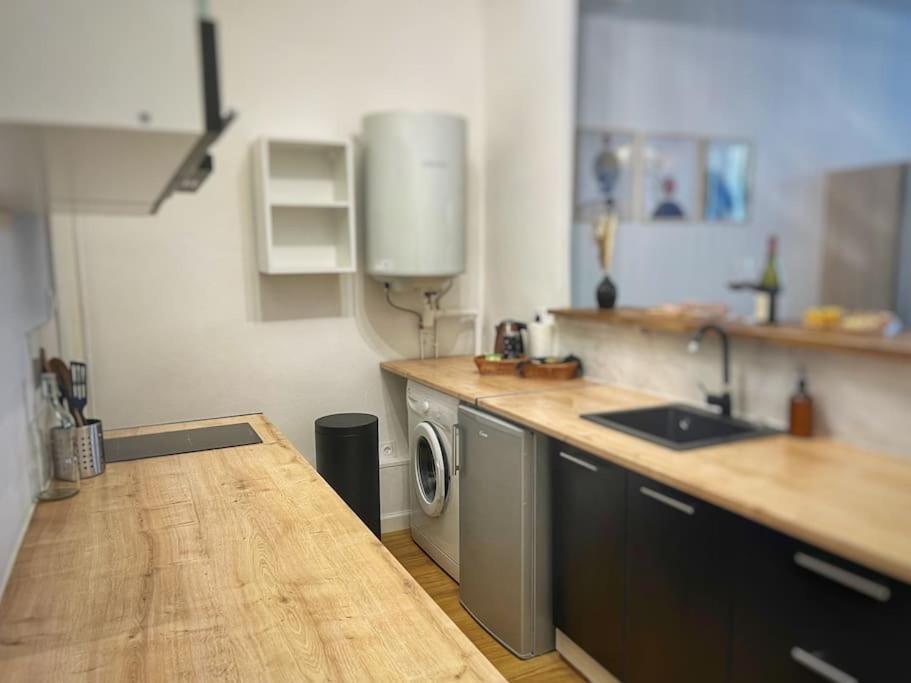 Agreable Studio Refait A Neuf, Centre Historique Avignon Bagian luar foto